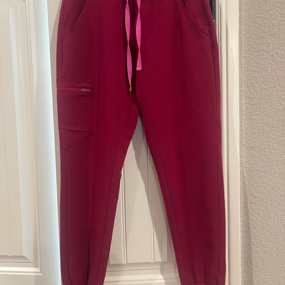 Figs scrubs Deep Fuscia Pink Jogger Pants with Drawstring